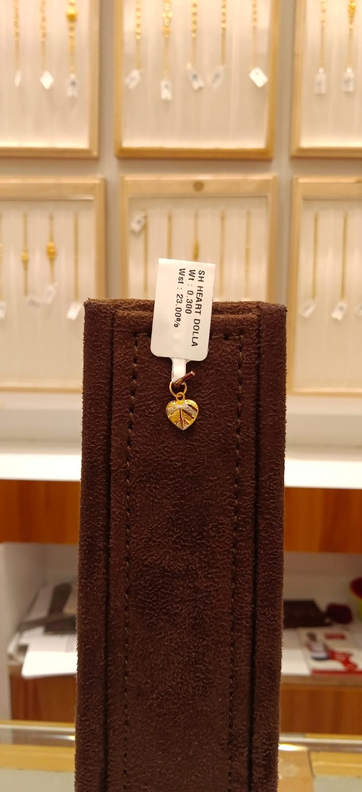 Single Hook Dollar